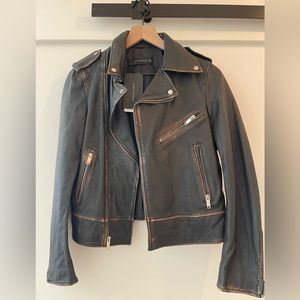 NWT ZARA Genuine leather distressed Moto jacket Size:M